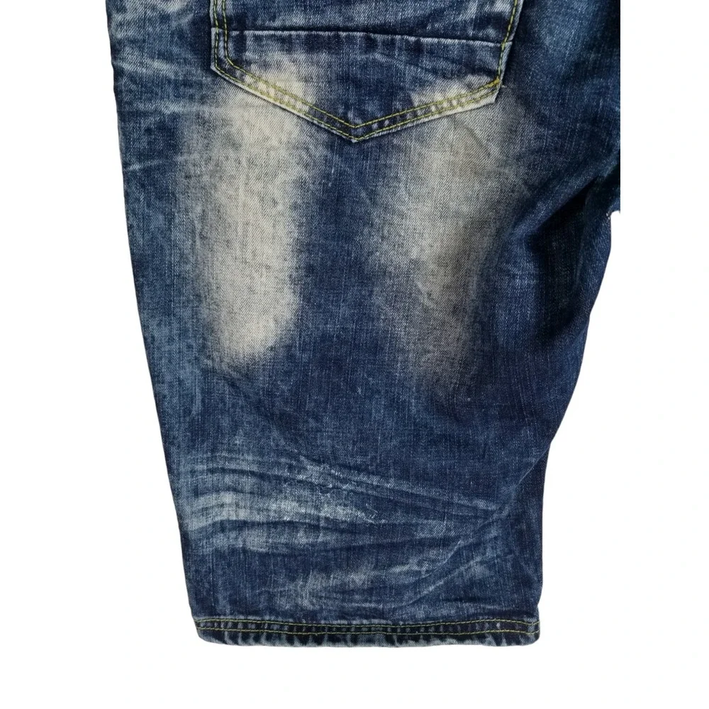Encrypted Mens Size 40 Distressed Blue Denim Shorts, Inseam‎ 13 In